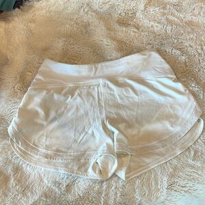 Lululemon Special Edition Reflective high rise speed up shorts 2.5” in. size 10